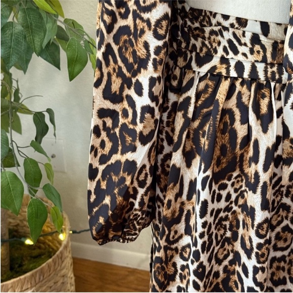 NWT Leopard Print Maxi Dress Size M - Picture 7 of 9